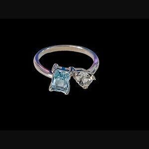 JTV 925 Silver Rhodium Plated Sky Blue 1.10ct Topaz .90ct White Topaz Ring 6.75